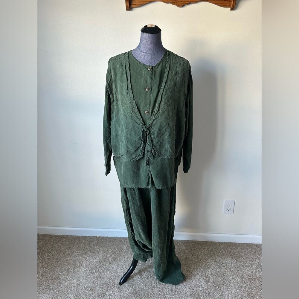 Vintage 90s Forest Green Faux Silk Two Piece Set Size M/L